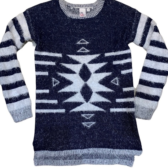OhMG! Navy & White Soft and Cozy Crew Neck Aztec Print Sweater Sz S - Picture 1 of 10